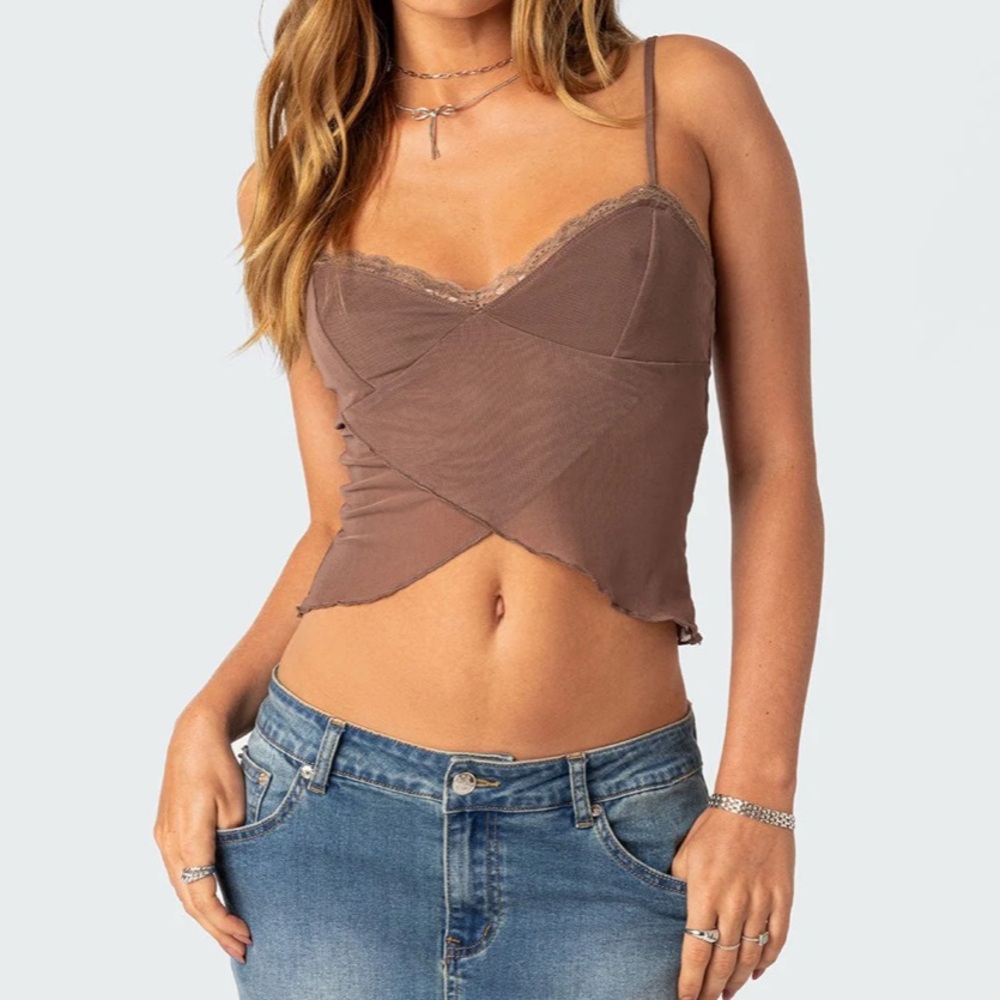 Edikted Brown Lace Trim Women's Top